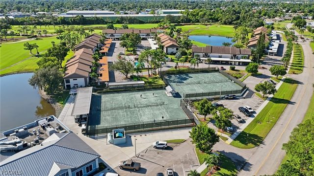 5810 Trailwinds DR 912, Fort Myers, FL 33907