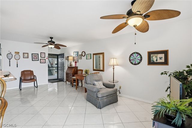 5810 Trailwinds DR 912, Fort Myers, FL 33907