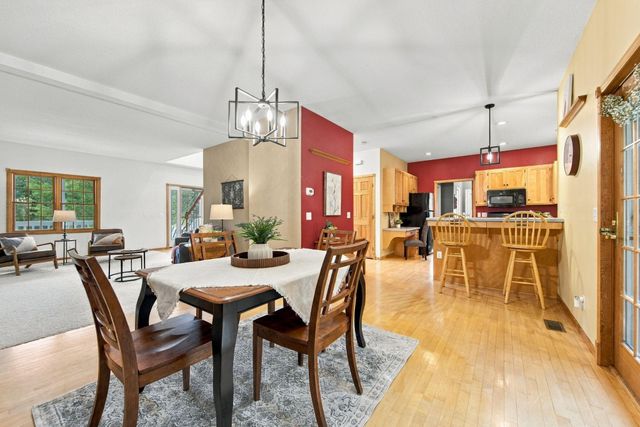 426 Rolling Hills Lane, Hudson, WI 54016