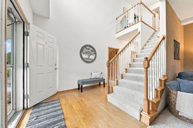 426 Rolling Hills Lane, Hudson, WI 54016
