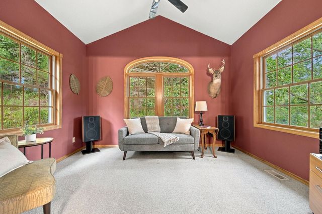 426 Rolling Hills Lane, Hudson, WI 54016