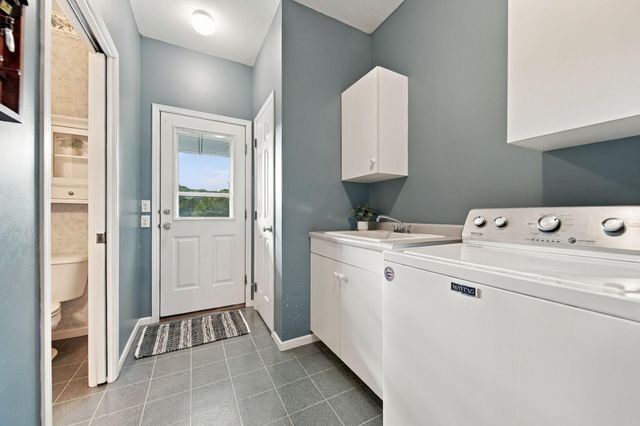 426 Rolling Hills Lane, Hudson, WI 54016
