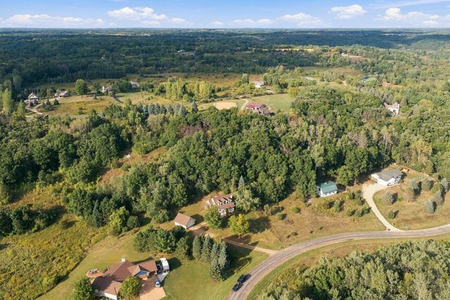 426 Rolling Hills Lane, Hudson, WI 54016
