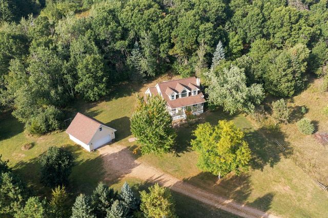426 Rolling Hills Lane, Hudson, WI 54016