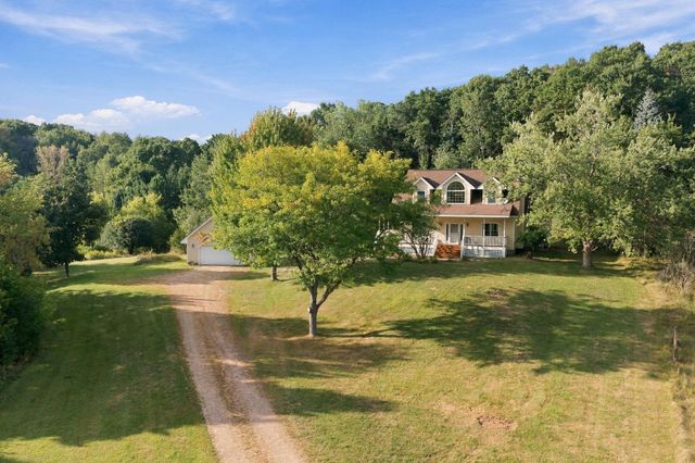 426 Rolling Hills Lane, Hudson, WI 54016