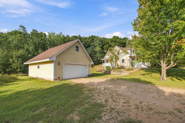 426 Rolling Hills Lane, Hudson, WI 54016