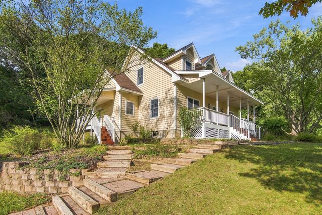 426 Rolling Hills Lane, Hudson, WI 54016