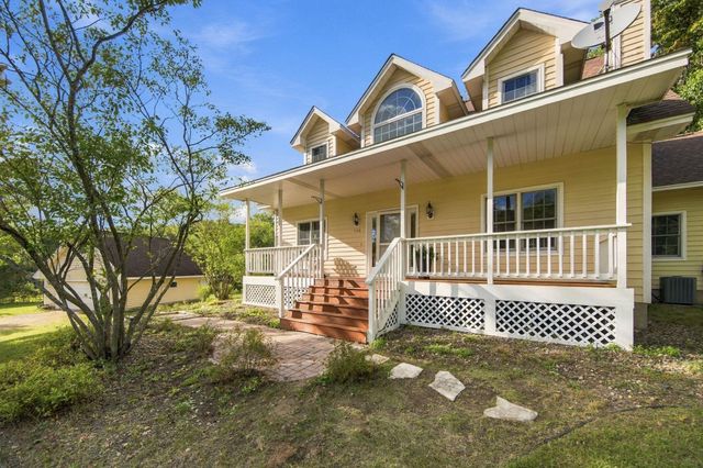 426 Rolling Hills Lane, Hudson, WI 54016