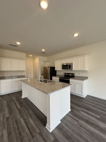 188 Snowdrop Ave, La Vergne, TN 37086