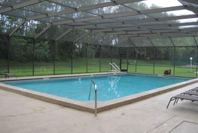 13612 SOUTH VILLAGE DRIVE 5-207, Tampa, FL 33618