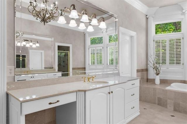 9005 Old Southwick Pass, Alpharetta, GA 30022