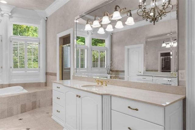 9005 Old Southwick Pass, Alpharetta, GA 30022