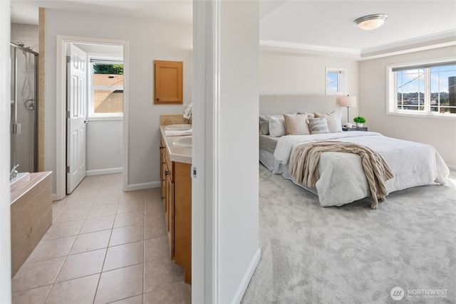7208 8th Avenue NE, Seattle, WA 98115