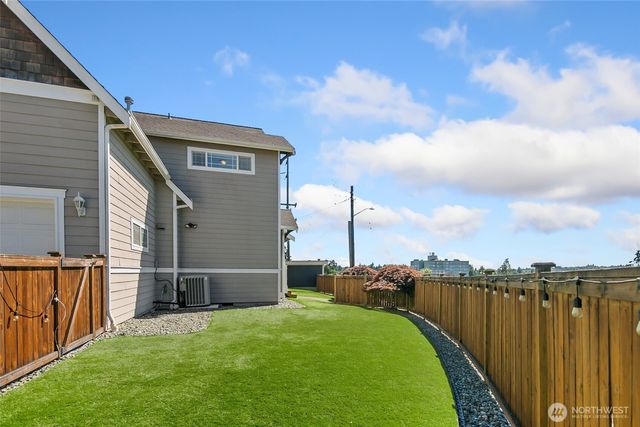7208 8th Avenue NE, Seattle, WA 98115