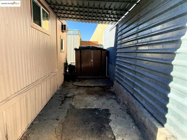 1153 Rumrill Blvd, San Pablo, CA 94806