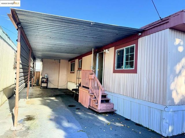 1153 Rumrill Blvd, San Pablo, CA 94806