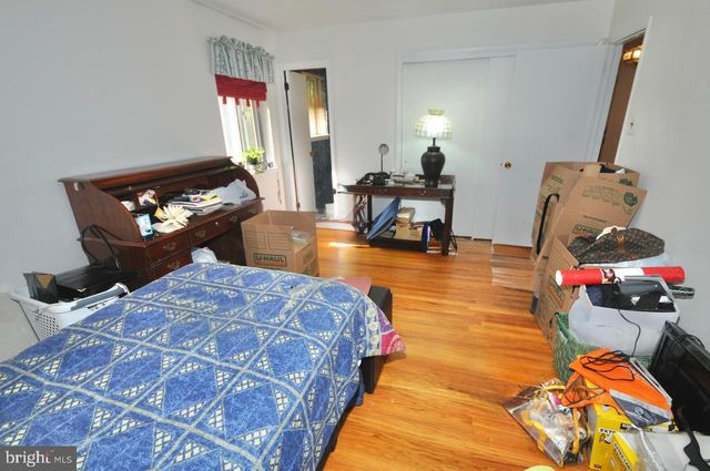 29 STRATHMORE DR, Cherry Hill, NJ 08003