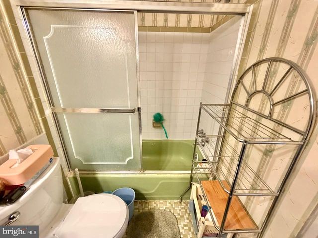 29 STRATHMORE DR, Cherry Hill, NJ 08003
