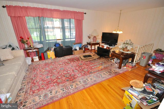 29 STRATHMORE DR, Cherry Hill, NJ 08003