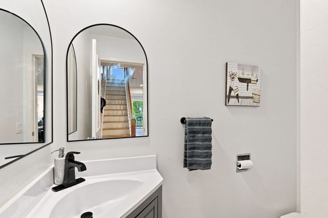 5 Independence Way C, Marblehead, MA 01945