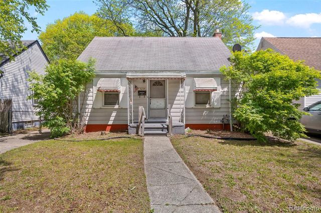 7490 Lamphere, Redford, MI 48239