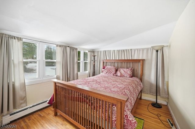 8 Wendy Way, Greenwood Lake, NY 10925