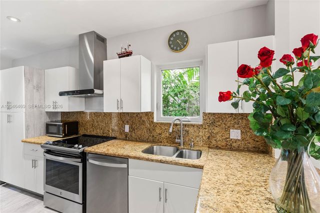 737 Alhambra Circle, Coral Gables, FL 33134