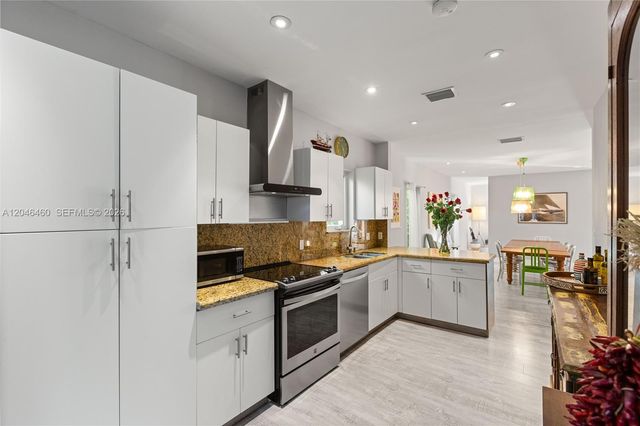 737 Alhambra Circle, Coral Gables, FL 33134