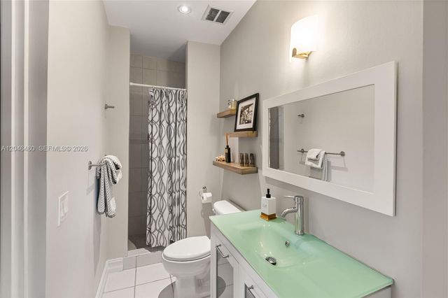737 Alhambra Circle, Coral Gables, FL 33134