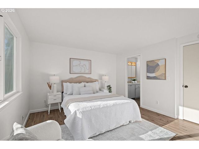 4482 Sw 179TH Ave, Beaverton, OR 97078