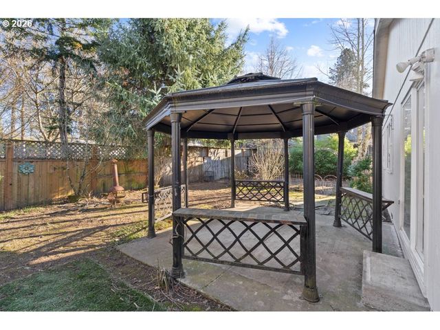 4482 Sw 179TH Ave, Beaverton, OR 97078