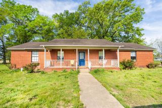 1910 W Union Ave, Wynne, AR 72396