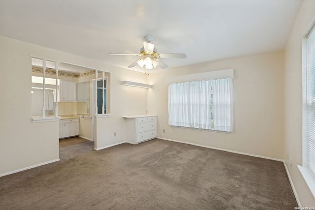 243 Twin Oak, Seguin, TX 78155