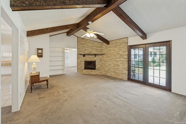 243 Twin Oak, Seguin, TX 78155