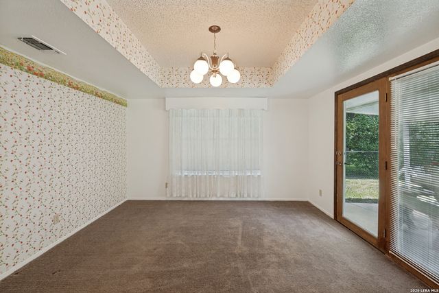 243 Twin Oak, Seguin, TX 78155