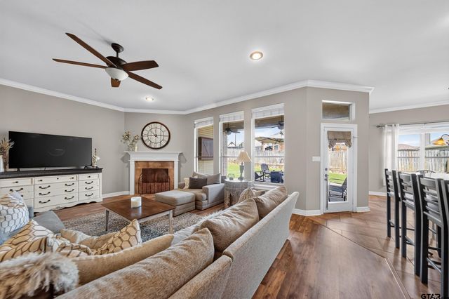 964 REDBUD LN, Bullard, TX 75757