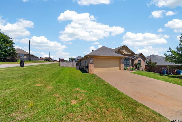 964 REDBUD LN, Bullard, TX 75757