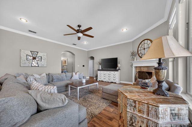 964 REDBUD LN, Bullard, TX 75757