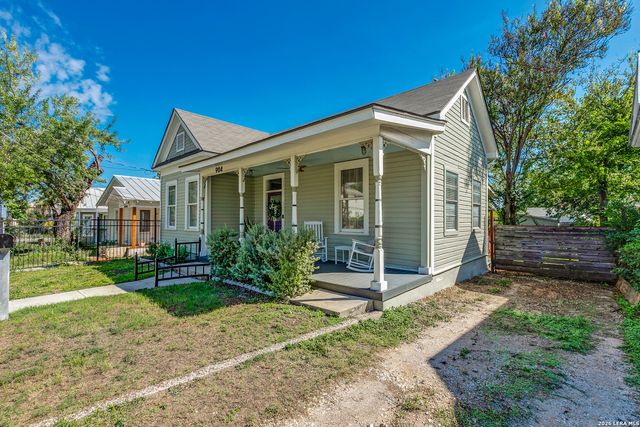 904 N PINE ST, San Antonio, TX 78202
