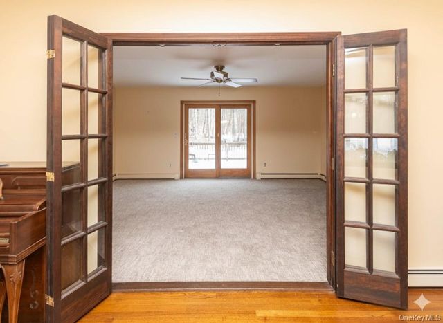 9 Brook Place, Wappingers Falls, NY 12590