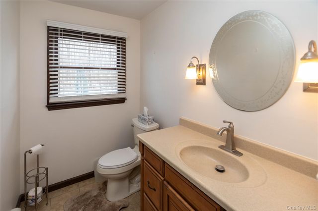 9 Brook Place, Wappingers Falls, NY 12590