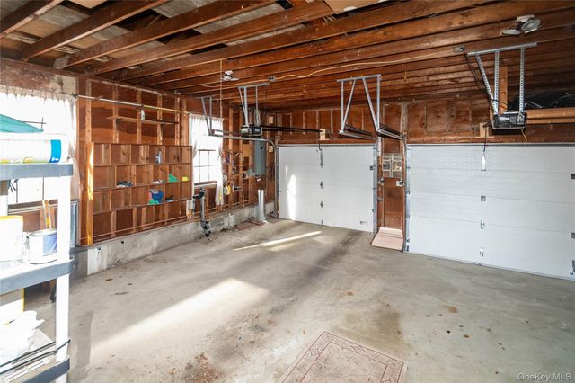 9 Brook Place, Wappingers Falls, NY 12590