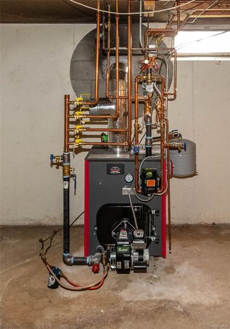 9 Brook Place, Wappingers Falls, NY 12590