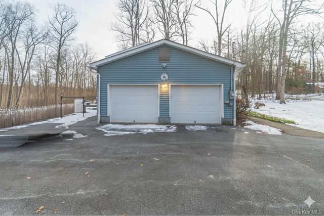 9 Brook Place, Wappingers Falls, NY 12590