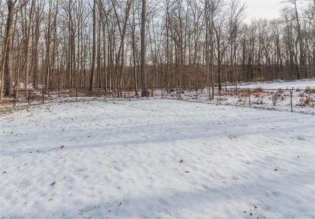 9 Brook Place, Wappingers Falls, NY 12590