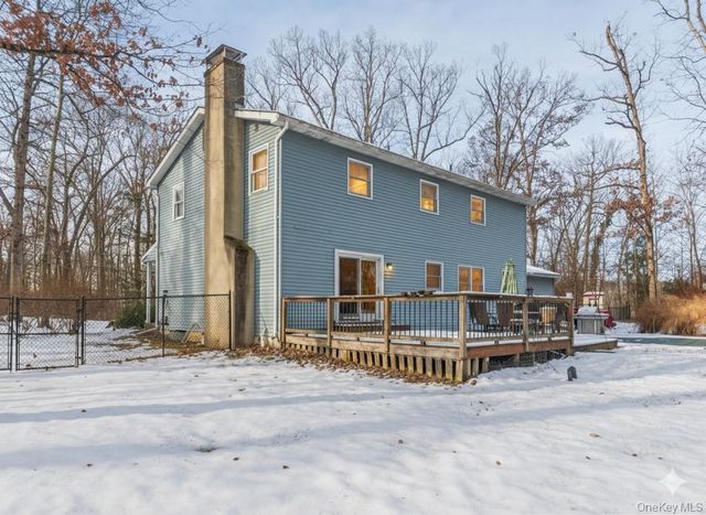 9 Brook Place, Wappingers Falls, NY 12590