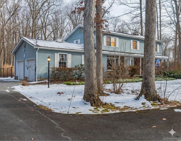 9 Brook Place, Wappingers Falls, NY 12590