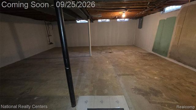27636 Shiawassee Road, Farmington Hills, MI 48336