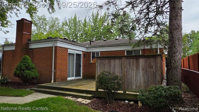 27636 Shiawassee Road, Farmington Hills, MI 48336