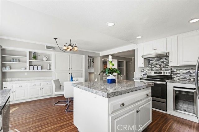 13 Recodo, Irvine, CA 92620